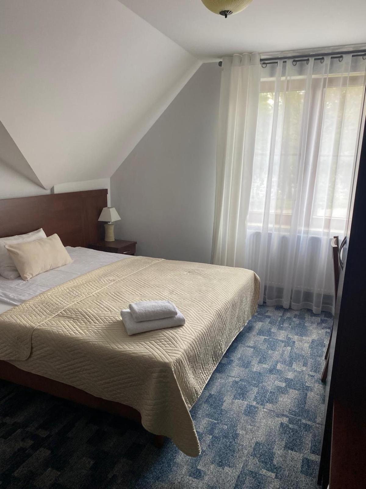 Hotel Restauracja Cztery Pory Roku Orneta Eksteriør bilde